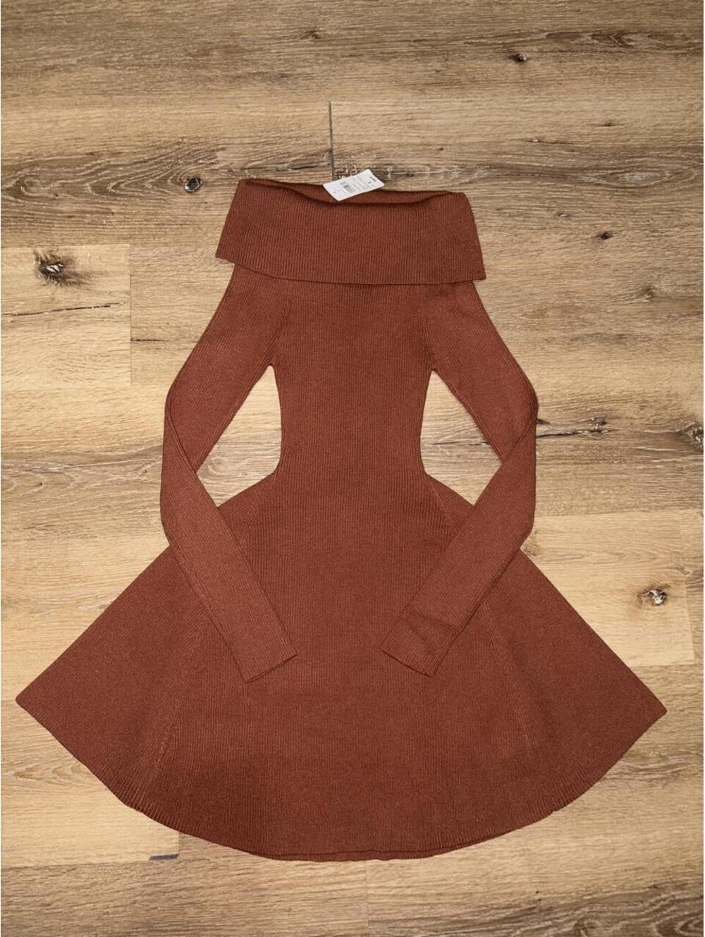 Windsor Rust Off Shoulder Ribbed Knit Skater Dress Size S NWT